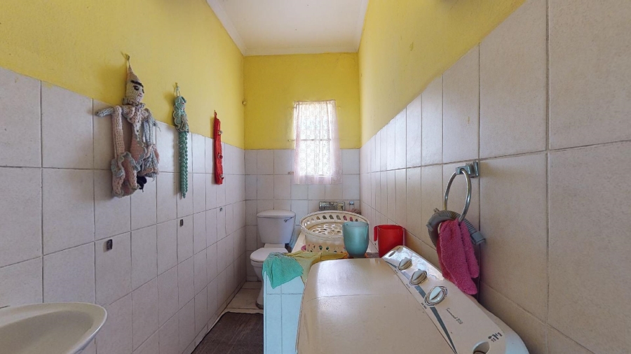6 Bedroom Property for Sale in North End Eastern Cape